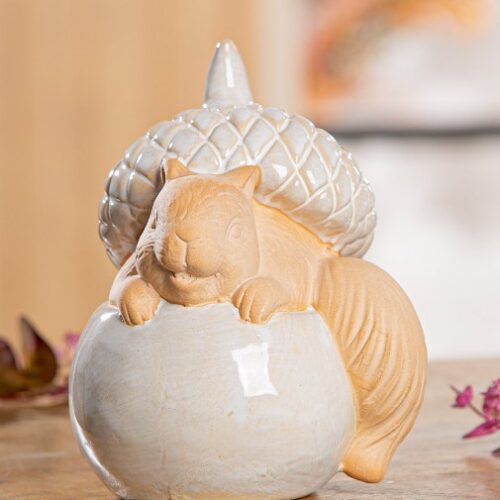 Eekhoorn met Eikel - Keramiek - Bruin/Glanzend Wit - L11xB11xH13,5cm